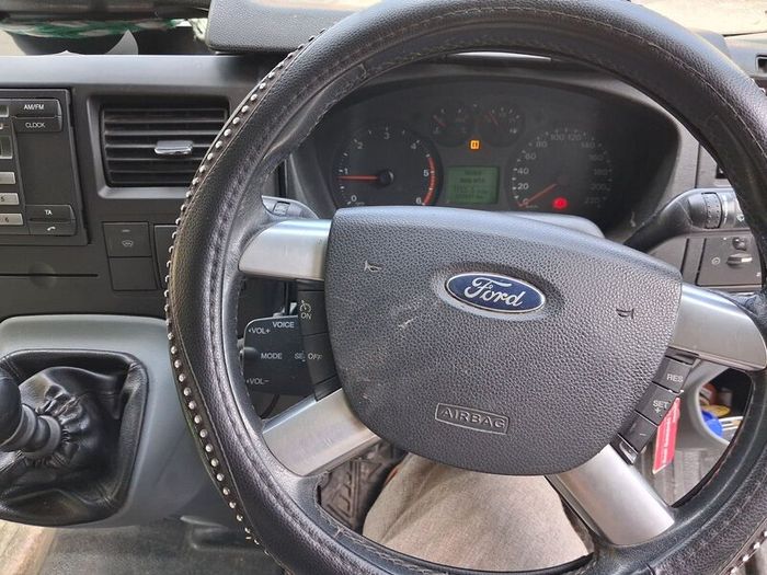 Ford Transit 2011