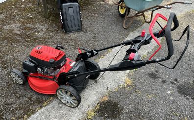 Harry 196V lawnmower