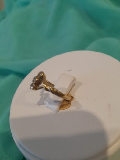 9 ct Ring