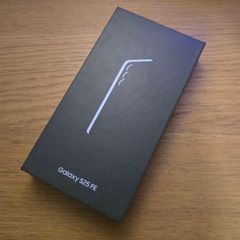Samsung S25 FE box