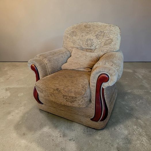 3 piece Suite of Furniture
