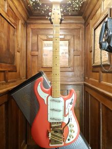 Burns London The Shadows Custom Signature 2005