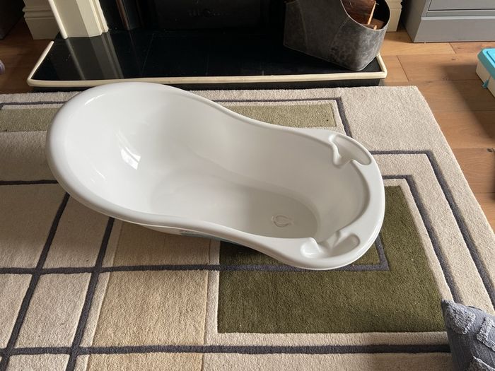 Toddler or baby bath