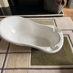 Toddler or baby bath