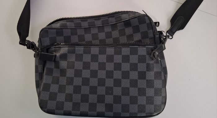 shoulder bag