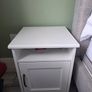 2 bedside tables Image 2