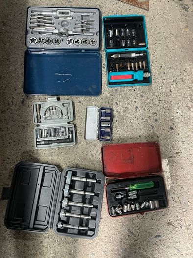 Tools & Screws