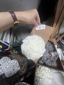 flowers ball foam with diamond pins