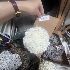 flowers ball foam with diamond pins