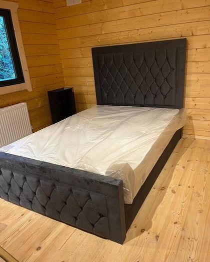 Brand New King Frame Beds Available With Optional Ottoman Storage & Tufted Memory Foam Mattresses