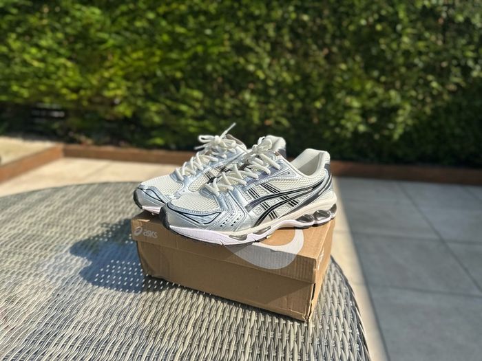 asics gel kayano 14