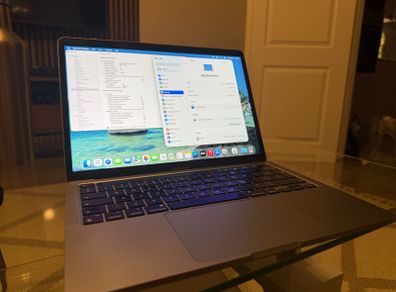 Macbook Pro | M2 | 8gb Ram | 512gb Ssd