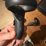 Oculus Quest VR headset with 2 controllers Image 3