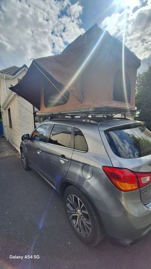 Roof tent