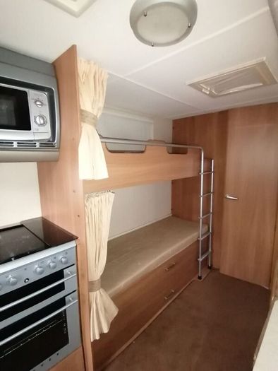 Swift Charisma Caravan