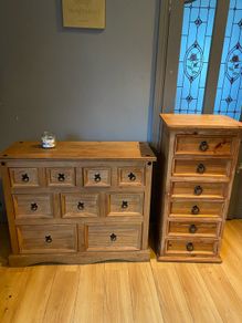 Matching drawer set