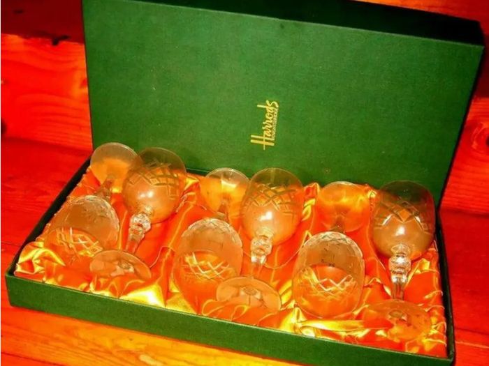 Vintage Harrods Cut Crystal Wine Glasses Set of 6 (Brand New / Unused)