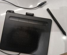 Wacom intuos tablet S
