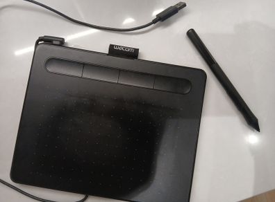 Wacom intuos tablet S