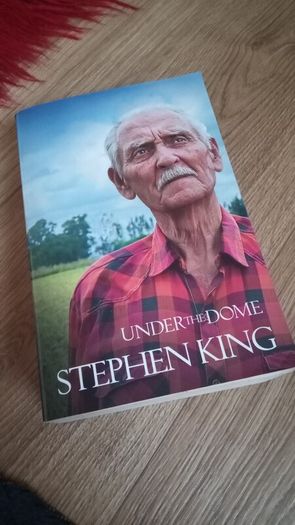 Stephen King Under the Dome