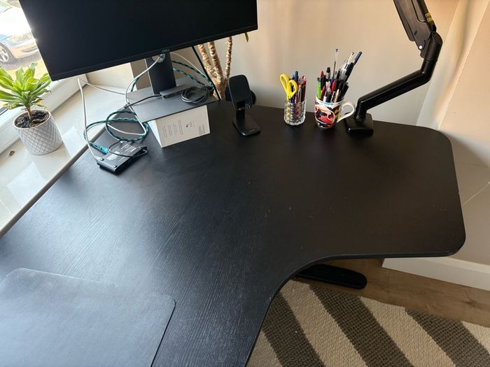Large IKEA electric sit-stand corner desk