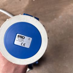 32 amp extension lead 2 meters 10square