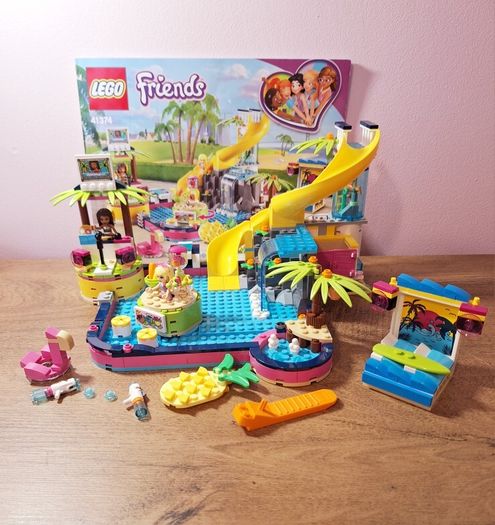 Lego Friends, set: 41374