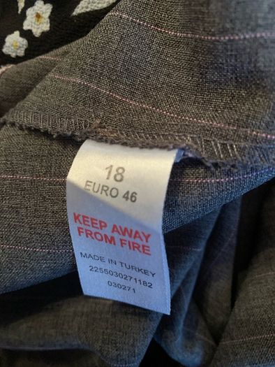 Ladies Trousers Grey with pink pinstripe Size 18