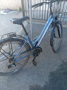 ladies bicycle