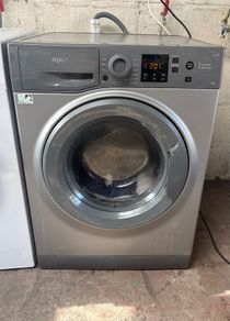 Hotpoint Washing Machine - 9kg Drum