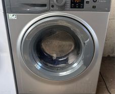 Hotpoint Washing Machine - 9kg Drum