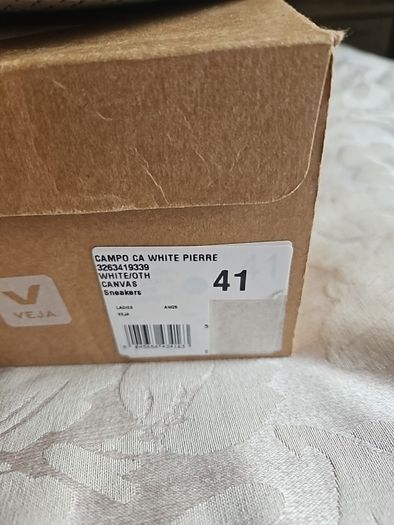 veja pierre white canvas 41