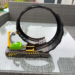 Hot Wheels Monster Truck Loops Challenge