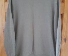 mans jumper size medium