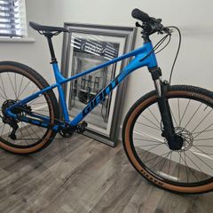 NEW Giant Talon 1