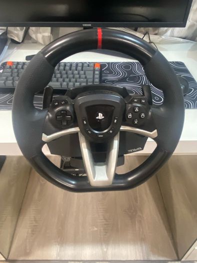 HORI Racing Wheel APEX + pedals