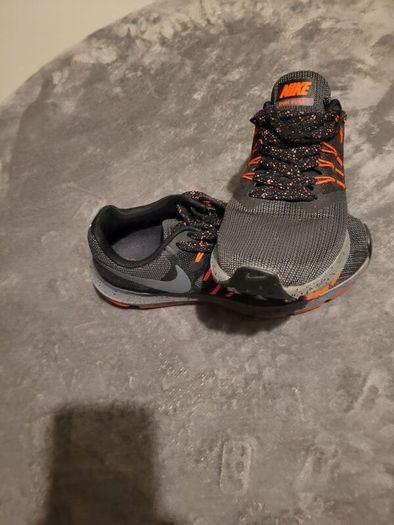 mens nike run swift trainers