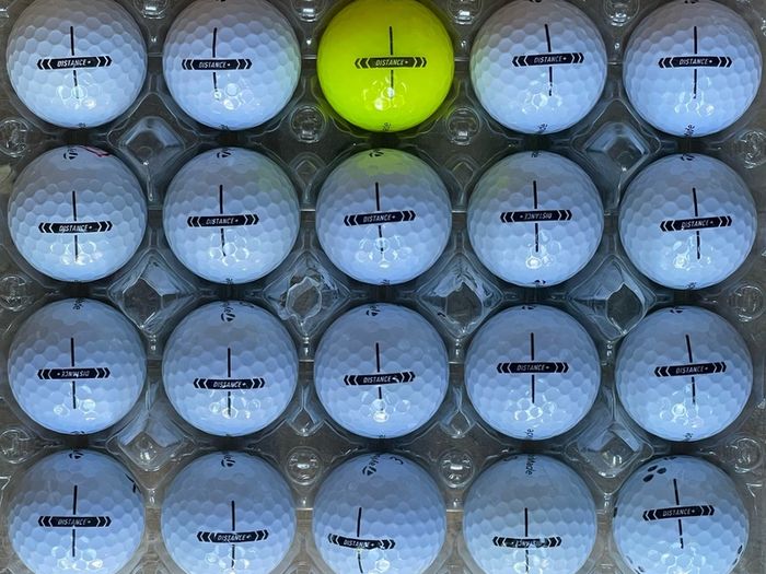 20 used Taylor Made Distance golf balls