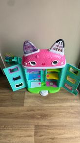 Gabbys Interactive Dolls House with Accessories