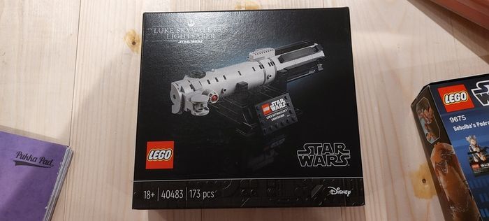 Lego 40483 - Luke Skywalkers Light Saber ESB - Brand New