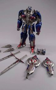 transformers Optimus Prime figure
