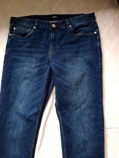 diesel stretch denim Size 30/34 zip fly navy in like new condition