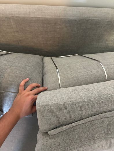 2 seater couch like new condition.