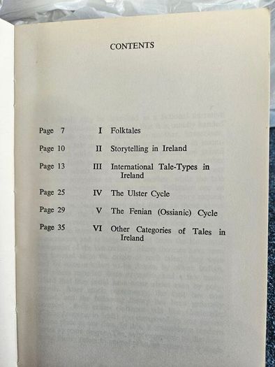 Storytelling In Irish Tradition. Scealaiocht In Eirinn. By Sean O Suilleabhain. First Edition Paperback Booklet 54 Pages. In Good Condition.  See Photos For Same.