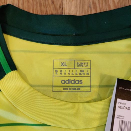 Celtic jersey (XL)