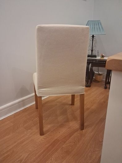 Extendable kitchen table and 6 chairs