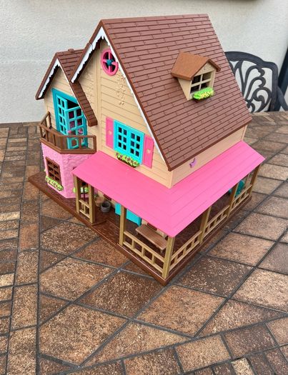 Li'l Woodzeez Large Cottage Playhouse