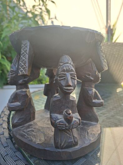 Stunning Vintage African Tribal Hand-carved Hardwood Ebony Divination Bowl