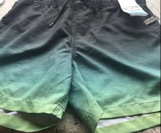 Mens BNWT Billabong shorts size S