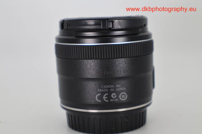 Canon Ef 28mm F2.8 Is Usm Lens #091